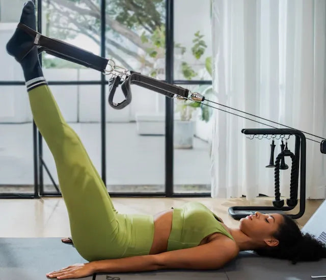 Was ist Reformer Pilates? Vorteile, Übungen und Unterschiede